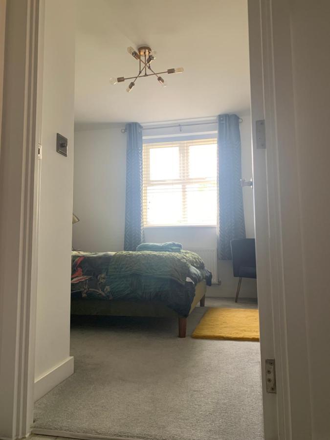 Peterborough City Center Near Healthcare Center One Bed Apartment With Free Private Parking Contractors Locum Staff Welcome エクステリア 写真